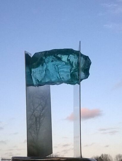 ICEBERG 6 - a Sculpture & Installation Artowrk by Aleksandra Gaganaszwili-Almaga